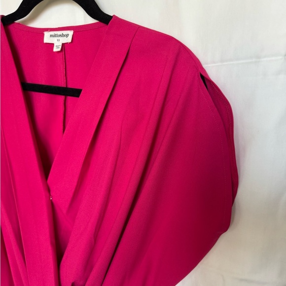 Mittoshop Cropped Top, XS, Hot Pink Draped Blouson Front, V Neck, NWOT - Picture 4 of 12